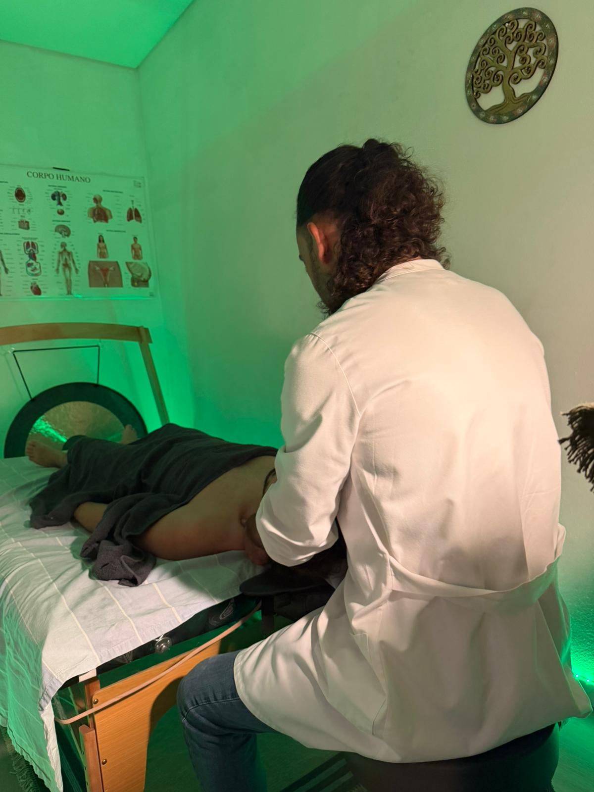 Ricardo numa sessão de massagem